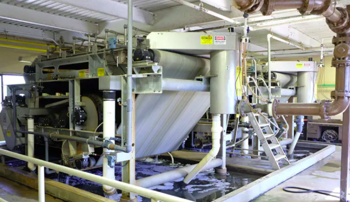 帶式壓濾機(jī)的使用方法和保養(yǎng)需要注意哪些？